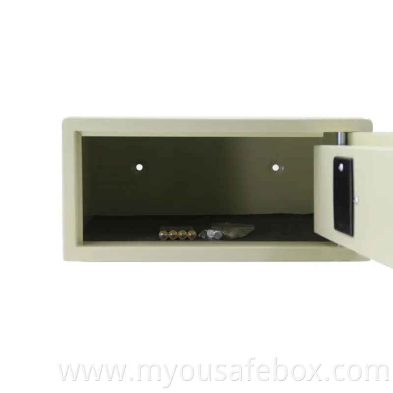 Digital Hotel Safe for 15'' Laptops (RM230F)